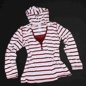 NWT Long sleeve hooded t-shirt Extra Touch